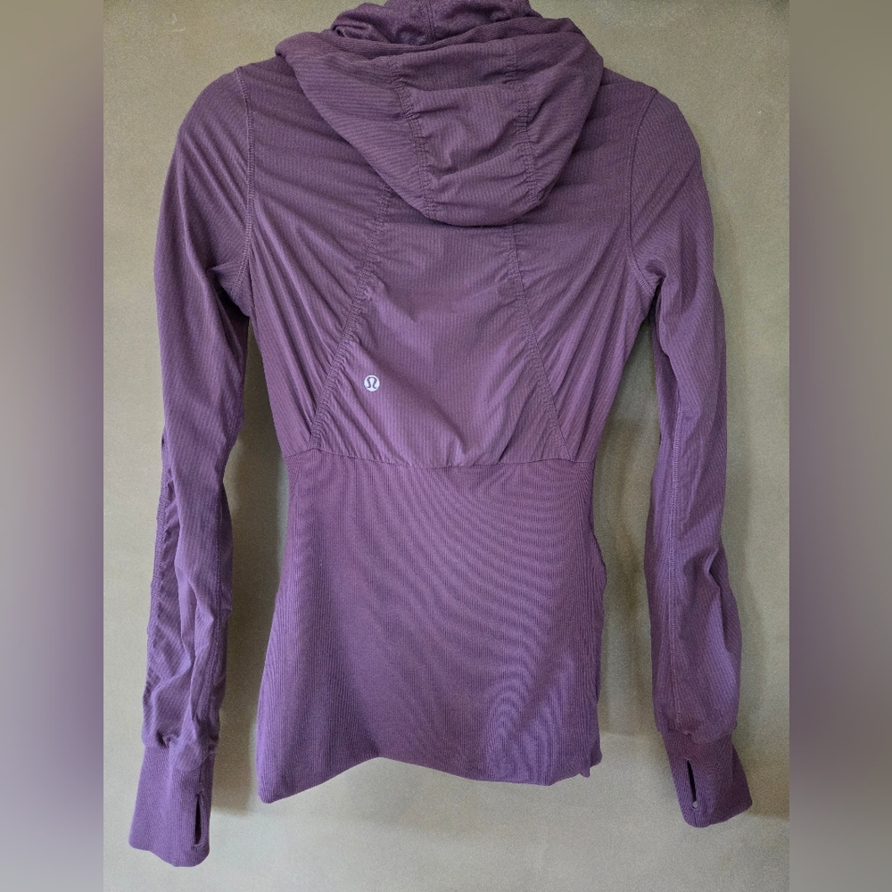 RARE!! Lululemon | Reversible Dance Studio Jacket III, Size 4 - Picture 11 of 16